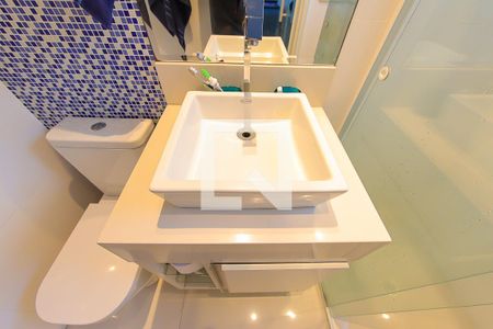 Casa à venda com 420m², 4 quartos e 3 vagasBanheiro da Suite 2