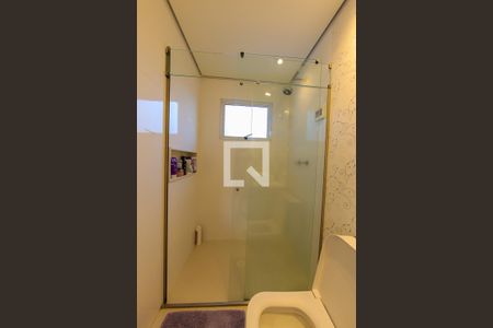 Casa à venda com 420m², 4 quartos e 3 vagasBanheiro da Suite 4