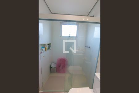 Casa à venda com 420m², 4 quartos e 3 vagasBanheiro da Suite 3