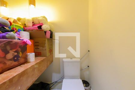 Casa à venda com 420m², 4 quartos e 3 vagasLavbo 2