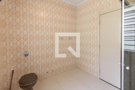 Casa à venda com 365m², 3 quartos e 3 vagasBanheiro