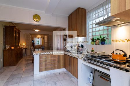 Casa à venda com 220m², 5 quartos e 1 vaga1o. Andar - Cozinha