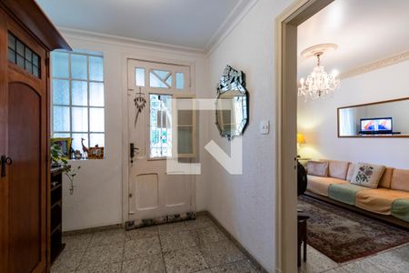 1o. Andar - Hall de entrada de casa à venda com 5 quartos, 220m² em Liberdade, São Paulo