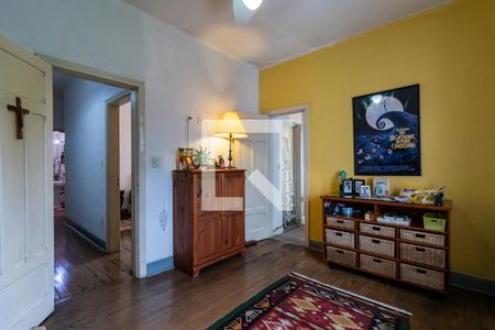 Casa à venda com 220m², 5 quartos e 1 vaga2o. Andar - Quarto 1