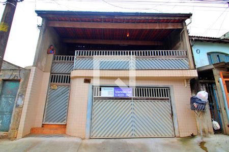 Casa à venda com 269m², 3 quartos e 4 vagasFachada