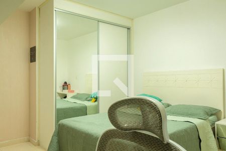 Apartamento à venda com 187m², 5 quartos e 2 vagasSuíte 1