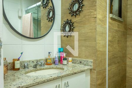 Apartamento à venda com 187m², 5 quartos e 2 vagasBanheiro da Suíte 1