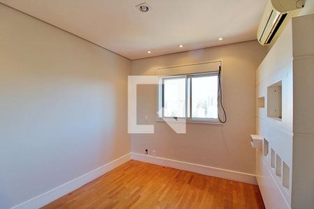 Apartamento para alugar com 268m², 4 quartos e 4 vagas Apartamento para alugar com 268m², 4 quartos e 4 vagasSuíte 3