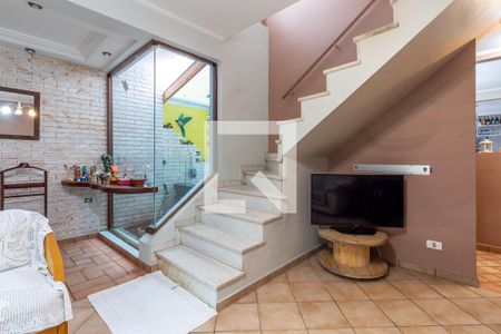 Sala de Estar de casa à venda com 3 quartos, 190m² em Vila Carioca, Guarulhos