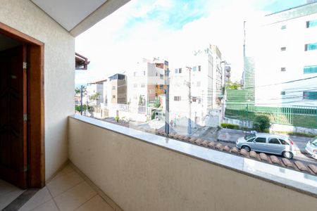 Casa à venda com 350m², 4 quartos e 2 vagasVaranda da Suíte