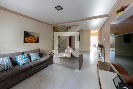 Sala de casa à venda com 4 quartos, 350m² em Jardim Riacho das Pedras, Contagem