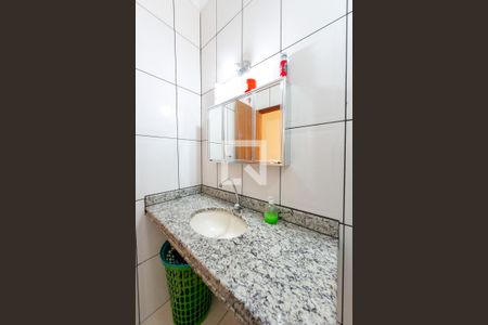 Casa à venda com 350m², 4 quartos e 2 vagasBanheiro Social