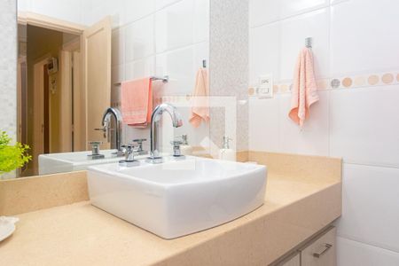 Apartamento à venda com 75m², 2 quartos e sem vagaBanheiro - Pia