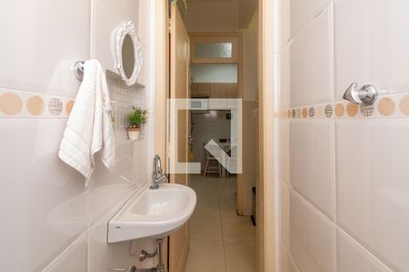 Apartamento à venda com 75m², 2 quartos e sem vagaBanheiro de Serviço