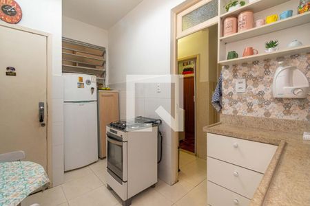 Apartamento à venda com 75m², 2 quartos e sem vagaCozinha