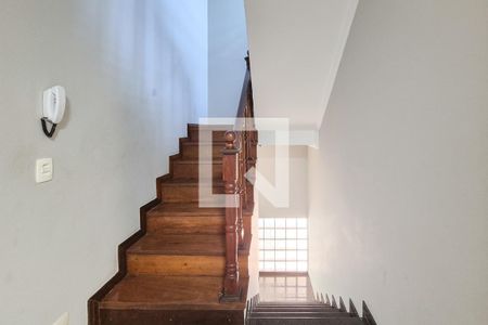 corredor de casa à venda com 3 quartos, 250m² em Taboão, São Bernardo do Campo