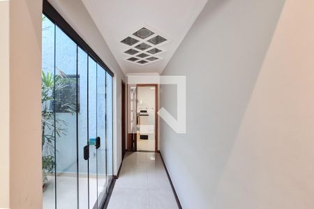 corredor de casa à venda com 3 quartos, 250m² em Taboão, São Bernardo do Campo