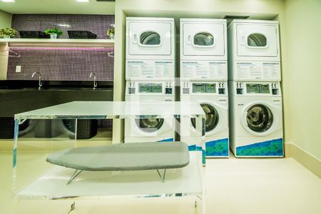 Apartamento para alugar com 43m², 1 quarto e 1 vagaÁrea comum - Lavanderia