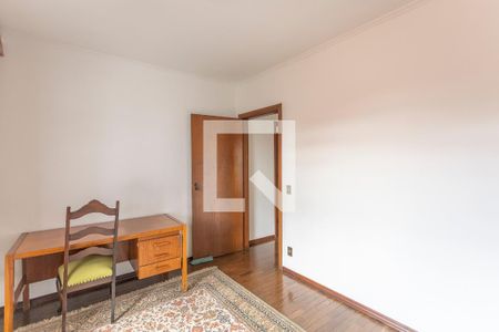 Casa à venda com 280m², 4 quartos e 4 vagasQuarto 2