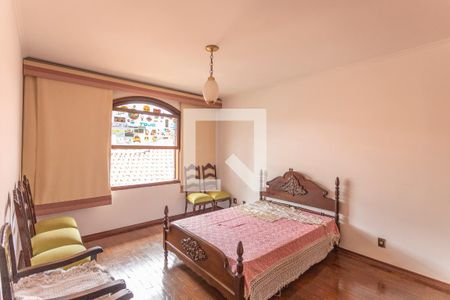 Casa à venda com 280m², 4 quartos e 4 vagasQuarto 1