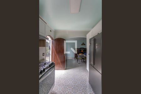 Casa à venda com 280m², 4 quartos e 4 vagasCozinha