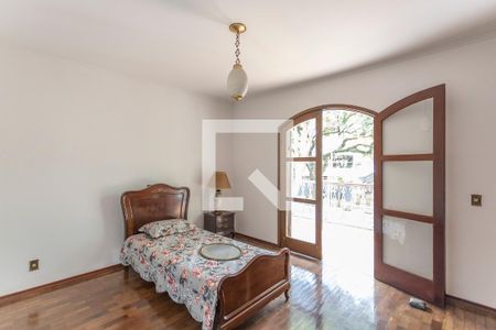 Casa à venda com 280m², 4 quartos e 4 vagasSuíte 1