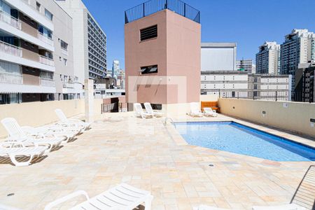 Studio para alugar com 30m², 1 quarto e sem vaga Studio para alugar com 30m², 1 quarto e sem vagaÁrea comum - Piscina