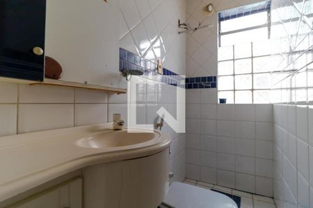 Casa à venda com 250m², 2 quartos e 2 vagasBanheiro 01