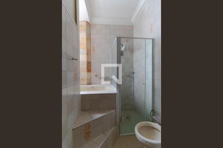 Casa à venda com 250m², 2 quartos e 2 vagasBanheiro 02