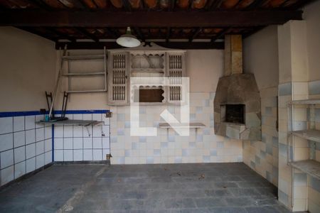 Casa à venda com 250m², 2 quartos e 2 vagasChurrasqueira