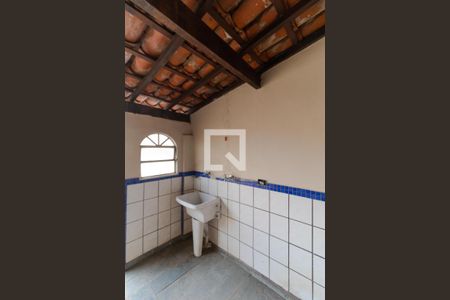 Casa à venda com 250m², 2 quartos e 2 vagasÁrea de Serviço