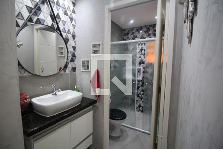 Casa à venda com 100m², 3 quartos e 4 vagasBanheiro 1