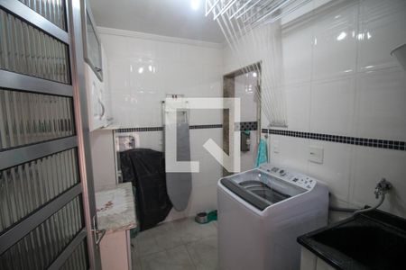 Casa à venda com 100m², 3 quartos e 4 vagasLavanderia