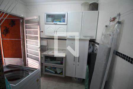 Casa à venda com 100m², 3 quartos e 4 vagasLavanderia