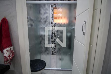 Casa à venda com 100m², 3 quartos e 4 vagasBanheiro 1