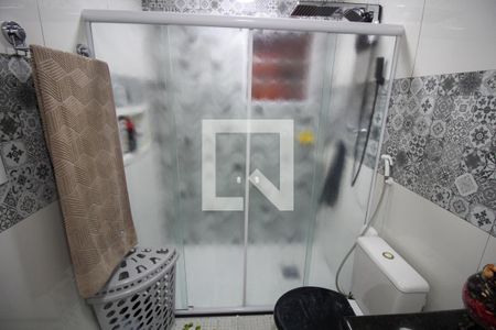 Casa à venda com 100m², 3 quartos e 4 vagasBanheiro da Suíte