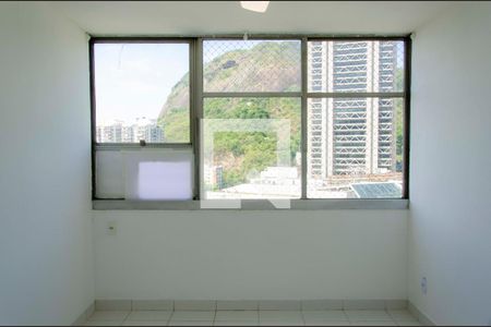 Apartamento à venda com 96m², 3 quartos e 1 vagaQuarto 2