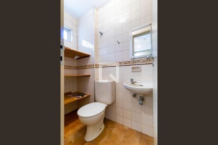 Apartamento à venda com 71m², 2 quartos e 1 vagaBanheiro de serviço