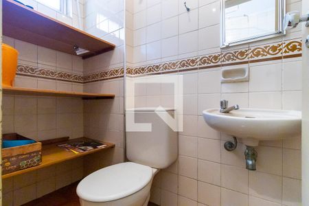 Apartamento à venda com 71m², 2 quartos e 1 vagaBanheiro de serviço