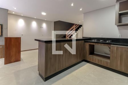 Casa à venda com 230m², 3 quartos e 3 vagas Casa à venda com 230m², 3 quartos e 3 vagasCozinha