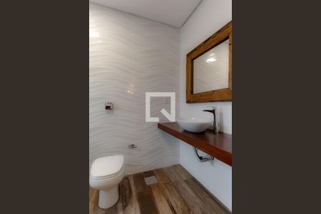 Casa à venda com 230m², 3 quartos e 3 vagas Casa à venda com 230m², 3 quartos e 3 vagasBanheiro da suíte