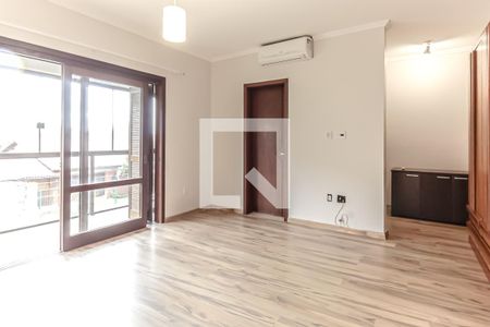 Casa à venda com 230m², 3 quartos e 3 vagas Casa à venda com 230m², 3 quartos e 3 vagasSuíte