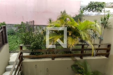 Casa à venda com 230m², 3 quartos e 3 vagas Casa à venda com 230m², 3 quartos e 3 vagasQuintal