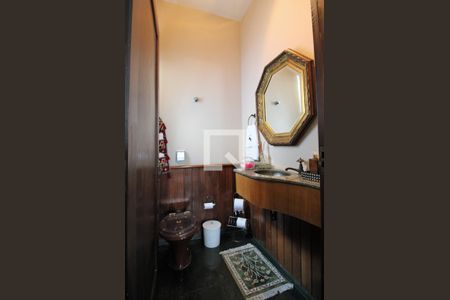 Casa à venda com 500m², 4 quartos e 8 vagasDetalhe do lavabo 