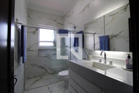 Casa à venda com 500m², 4 quartos e 8 vagasBanheiro da suíte 3 