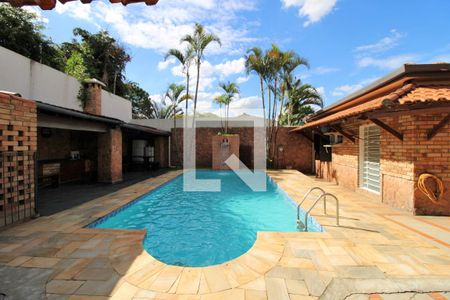 Casa à venda com 500m², 4 quartos e 8 vagasPiscina 
