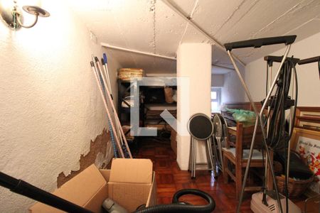 Casa à venda com 500m², 4 quartos e 8 vagasAdega 