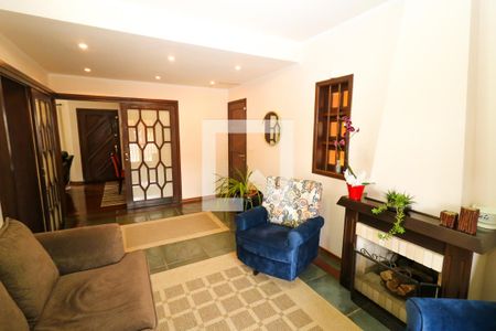 Sala 2 de casa à venda com 4 quartos, 316m² em Cavalhada, Porto Alegre