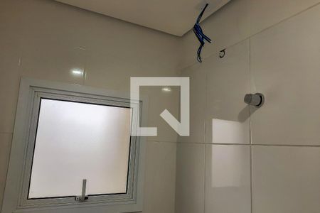 Banheiro de kitnet/studio para alugar com 1 quarto, 20m² em Rudge Ramos, São Bernardo do Campo