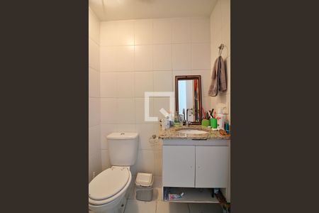 Apartamento à venda com 52m², 2 quartos e 1 vagaBanheiro Social